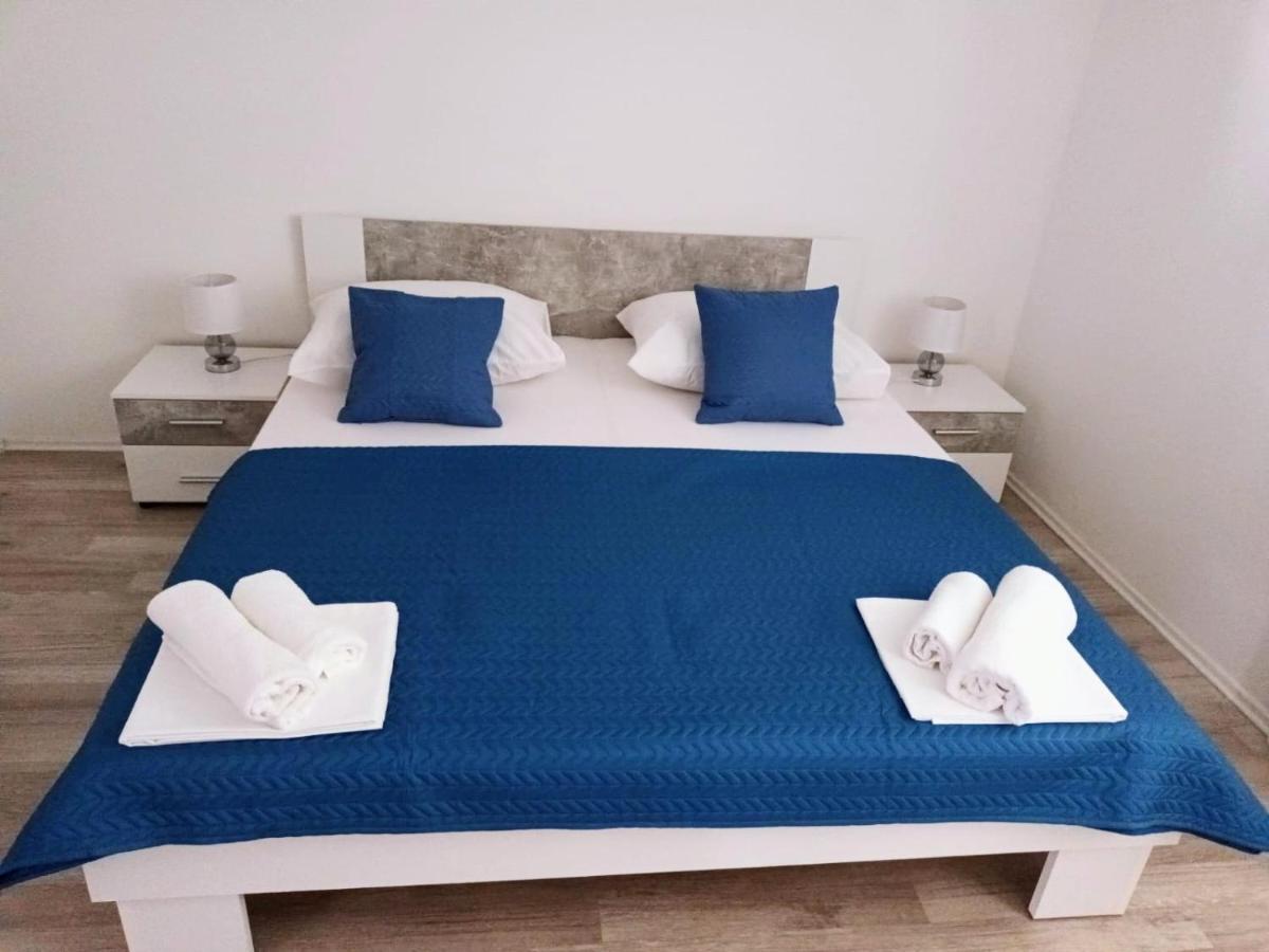 Apartment "None" מאקרסקה מראה חיצוני תמונה