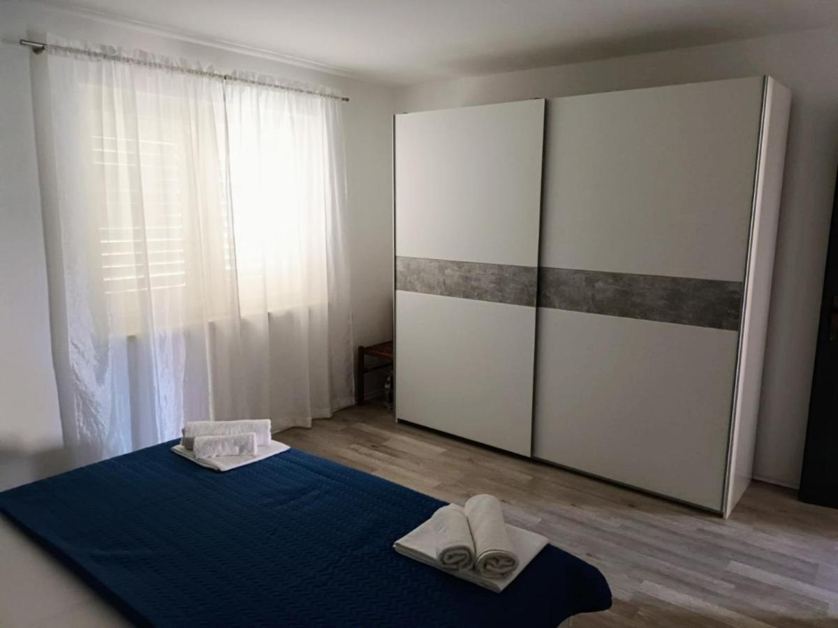 Apartment "None" מאקרסקה מראה חיצוני תמונה