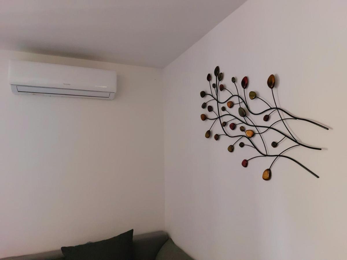 Apartment "None" מאקרסקה מראה חיצוני תמונה